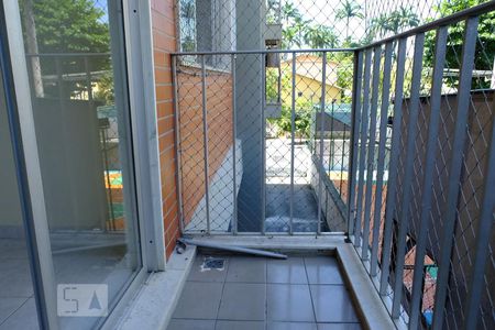 Apartamento à venda com 125m², 2 quartos e 1 vagaVaranda do quarto