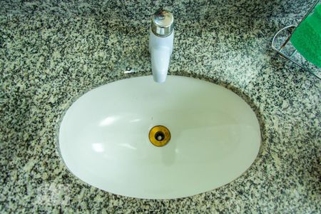 Apartamento à venda com 90m², 3 quartos e 2 vagas Apartamento à venda com 90m², 3 quartos e 2 vagasPia