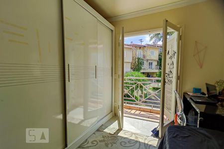 Casa de condomínio para alugar com 339m², 4 quartos e 3 vagasQuarto 2