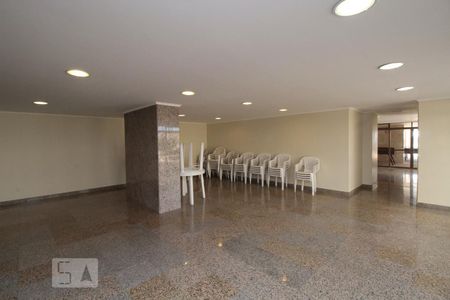 Apartamento à venda com 190m², 4 quartos e 4 vagas Apartamento à venda com 190m², 4 quartos e 4 vagasÁrea comum