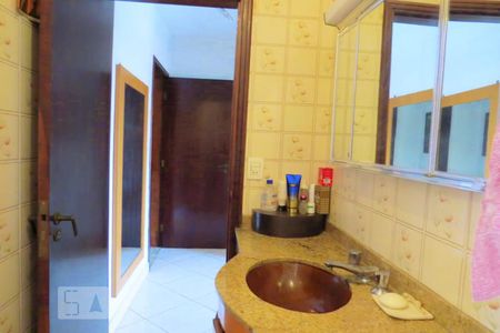 Casa de condomínio à venda com 125m², 3 quartos e 2 vagas Casa de condomínio à venda com 125m², 3 quartos e 2 vagassuíte