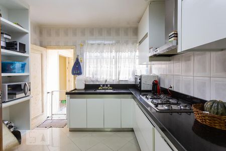 Casa à venda com 366m², 6 quartos e 5 vagasCozinha