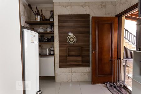 Casa à venda com 366m², 6 quartos e 5 vagasCozinha da casa 2