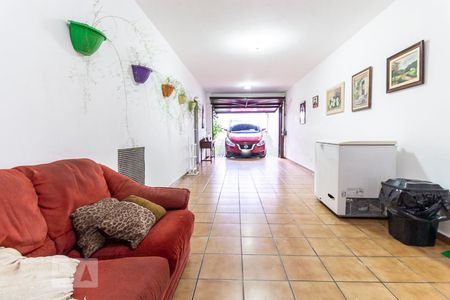 Casa à venda com 150m², 3 quartos e 3 vagas Casa à venda com 150m², 3 quartos e 3 vagasGaragem