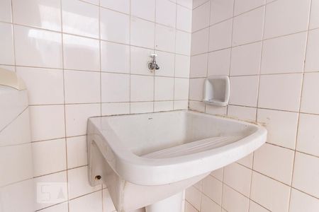 Casa à venda com 150m², 3 quartos e 3 vagas Casa à venda com 150m², 3 quartos e 3 vagasLavanderia