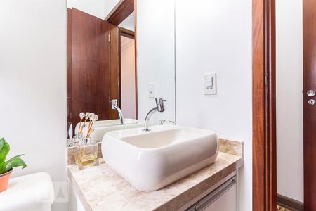 Casa à venda com 150m², 3 quartos e 3 vagas Casa à venda com 150m², 3 quartos e 3 vagasBanheiro da Suíte 1