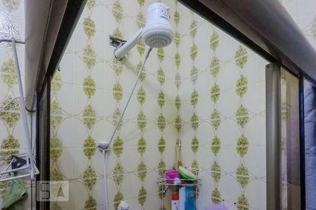 Casa à venda com 200m², 3 quartos e 2 vagasBanheiro