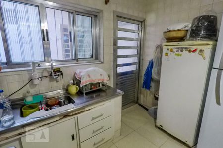 Casa à venda com 200m², 3 quartos e 2 vagasCozinha