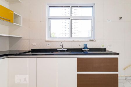 Apartamento à venda com 130m², 2 quartos e sem vaga Apartamento à venda com 130m², 2 quartos e sem vagaCozinha