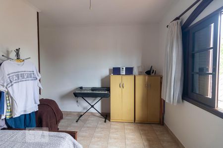 Casa à venda com 354m², 4 quartos e 6 vagasQuarto 4