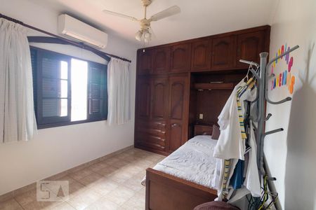 Casa à venda com 354m², 4 quartos e 6 vagasQuarto 4