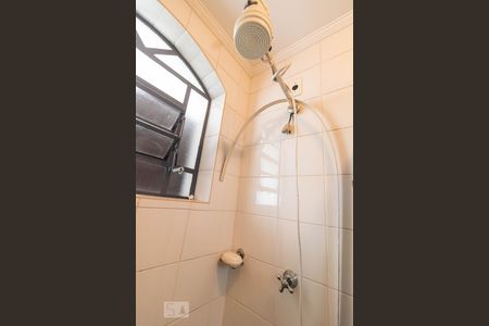 Casa à venda com 354m², 4 quartos e 6 vagasBanheiro 5