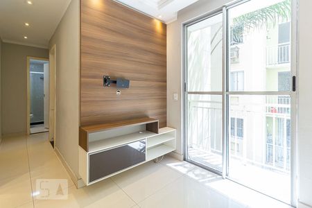 Sala de apartamento para alugar com 2 quartos, 45m² em Taquara, Rio de Janeiro