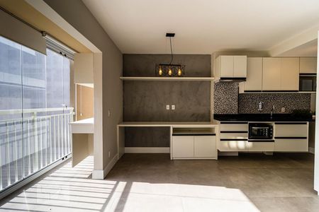 Sala/Quarto de kitnet/studio para alugar com 1 quarto, 29m² em Liberdade, São Paulo