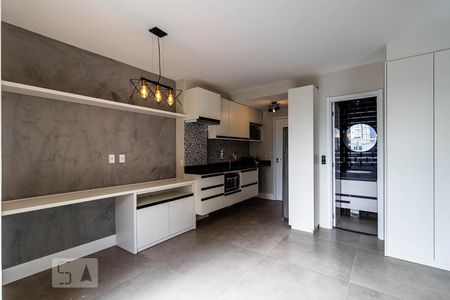 Sala/Quarto de kitnet/studio para alugar com 1 quarto, 29m² em Liberdade, São Paulo
