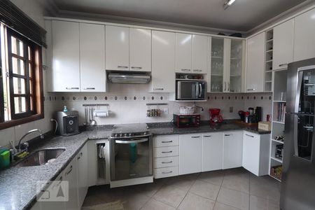 Casa à venda com 233m², 3 quartos e 5 vagasCozinha