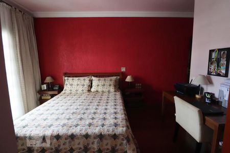 Casa à venda com 233m², 3 quartos e 5 vagasSuíte 2