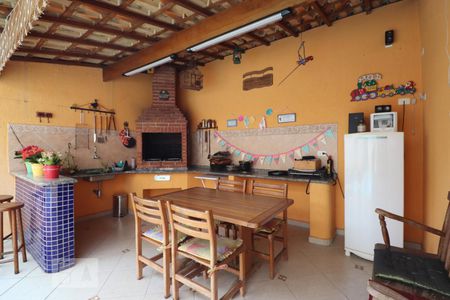 Casa à venda com 233m², 3 quartos e 5 vagasÁrea Gourmet