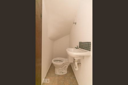 Casa de condomínio à venda com 60m², 2 quartos e 1 vaga Casa de condomínio à venda com 60m², 2 quartos e 1 vagaBanheiro 2