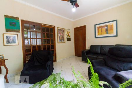 Casa para alugar com 275m², 4 quartos e 2 vagas Casa para alugar com 275m², 4 quartos e 2 vagasSala 3