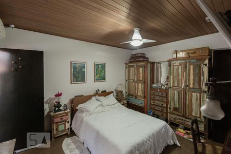 Casa para alugar com 260m², 4 quartos e sem vagaQuarto 1