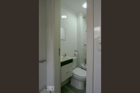 Apartamento à venda com 120m², 3 quartos e 3 vagasBanheiro de serviço