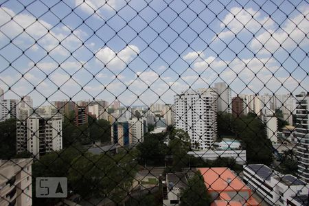 Apartamento à venda com 380m², 3 quartos e 4 vagas Apartamento à venda com 380m², 3 quartos e 4 vagasVaranda 3