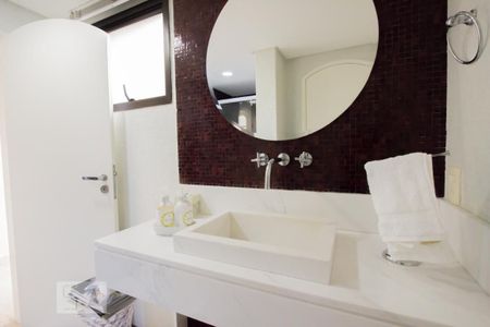 Apartamento à venda com 380m², 3 quartos e 4 vagas Apartamento à venda com 380m², 3 quartos e 4 vagasBanheiro - Cobertura