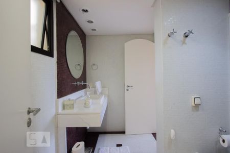 Apartamento à venda com 380m², 3 quartos e 4 vagas Apartamento à venda com 380m², 3 quartos e 4 vagasBanheiro - Cobertura