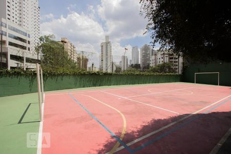 Apartamento à venda com 380m², 3 quartos e 4 vagas Apartamento à venda com 380m², 3 quartos e 4 vagasÁrea comum - Quadra