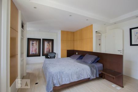 Apartamento à venda com 380m², 3 quartos e 4 vagas Apartamento à venda com 380m², 3 quartos e 4 vagasSuíte 2