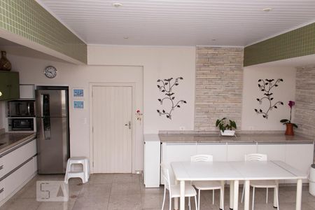 Apartamento à venda com 316m², 3 quartos e 4 vagas Apartamento à venda com 316m², 3 quartos e 4 vagasÁrea Gourmet