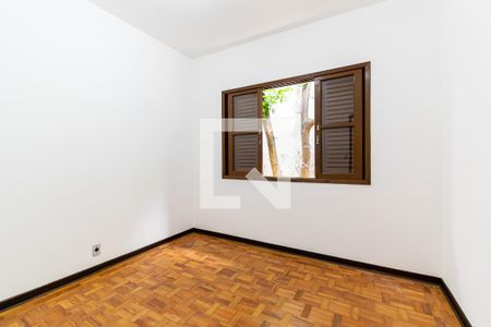 Casa à venda com 205m², 4 quartos e 2 vagas Casa à venda com 205m², 4 quartos e 2 vagasQuarto 3