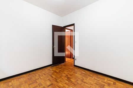 Casa à venda com 205m², 4 quartos e 2 vagas Casa à venda com 205m², 4 quartos e 2 vagasQuarto 3