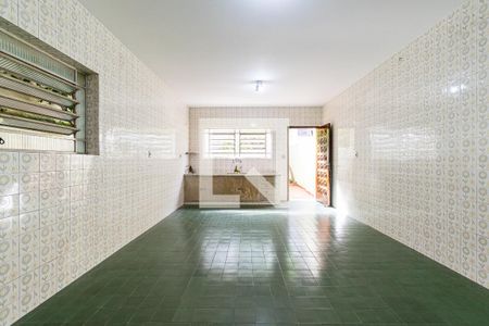 Casa à venda com 205m², 4 quartos e 2 vagas Casa à venda com 205m², 4 quartos e 2 vagasCozinha