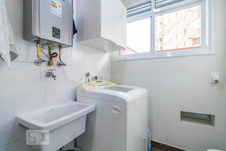 Apartamento à venda com 121m², 2 quartos e 2 vagas Apartamento à venda com 121m², 2 quartos e 2 vagasÁrea de Serviço