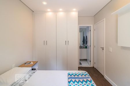 Apartamento à venda com 121m², 2 quartos e 2 vagas Apartamento à venda com 121m², 2 quartos e 2 vagasSuíte