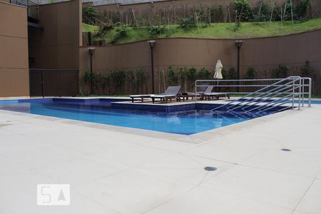 Apartamento à venda com 121m², 2 quartos e 2 vagas Apartamento à venda com 121m², 2 quartos e 2 vagasÁrea comum - Piscina