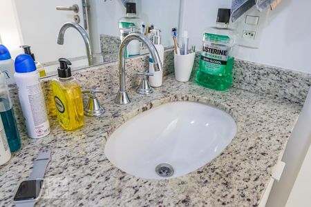 Apartamento à venda com 121m², 2 quartos e 2 vagas Apartamento à venda com 121m², 2 quartos e 2 vagasDetalhe do Banheiro da Suíte