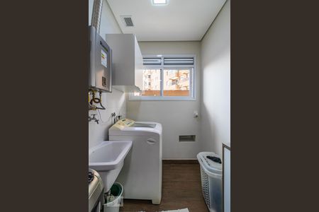 Apartamento à venda com 121m², 2 quartos e 2 vagas Apartamento à venda com 121m², 2 quartos e 2 vagasÁrea de Serviço