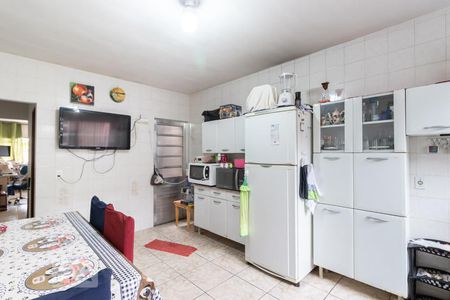 Casa à venda com 120m², 2 quartos e 2 vagas Casa à venda com 120m², 2 quartos e 2 vagasCozinha