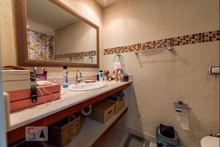 Apartamento para alugar com 55m², 1 quarto e sem vaga Apartamento para alugar com 55m², 1 quarto e sem vagaBanheiro da Suíte