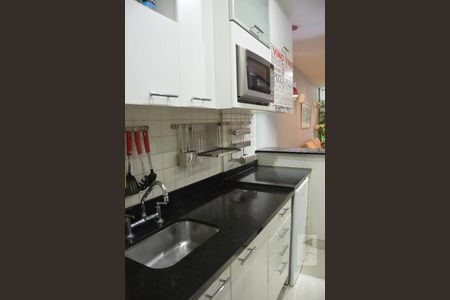 Apartamento à venda com 86m², 2 quartos e 1 vagaCozinha