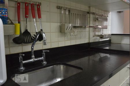 Apartamento à venda com 86m², 2 quartos e 1 vagaCozinha - Pia