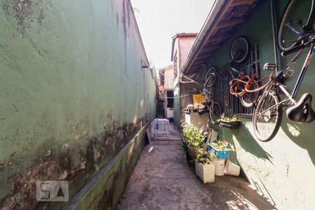 Casa à venda com 343m², 2 quartos e 10 vagas Casa à venda com 343m², 2 quartos e 10 vagasTerreno