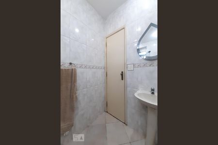 Apartamento à venda com 70m², 2 quartos e sem vagaBanheiro Social
