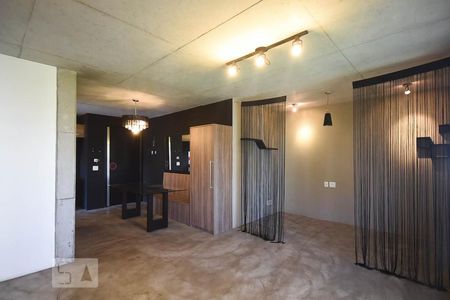 Sala de apartamento para alugar com 1 quarto, 70m² em Vila Suzana, São Paulo