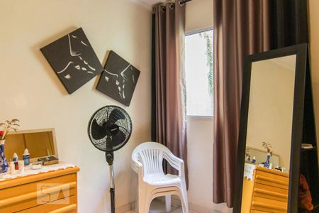 Casa à venda com 100m², 3 quartos e 1 vaga Casa à venda com 100m², 3 quartos e 1 vagaQuarto 1