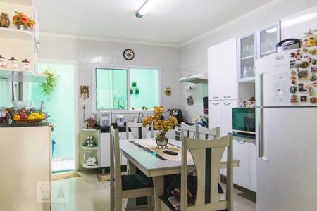 Casa à venda com 100m², 3 quartos e 1 vaga Casa à venda com 100m², 3 quartos e 1 vagaCozinha