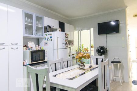 Casa à venda com 100m², 3 quartos e 1 vaga Casa à venda com 100m², 3 quartos e 1 vagaCozinha